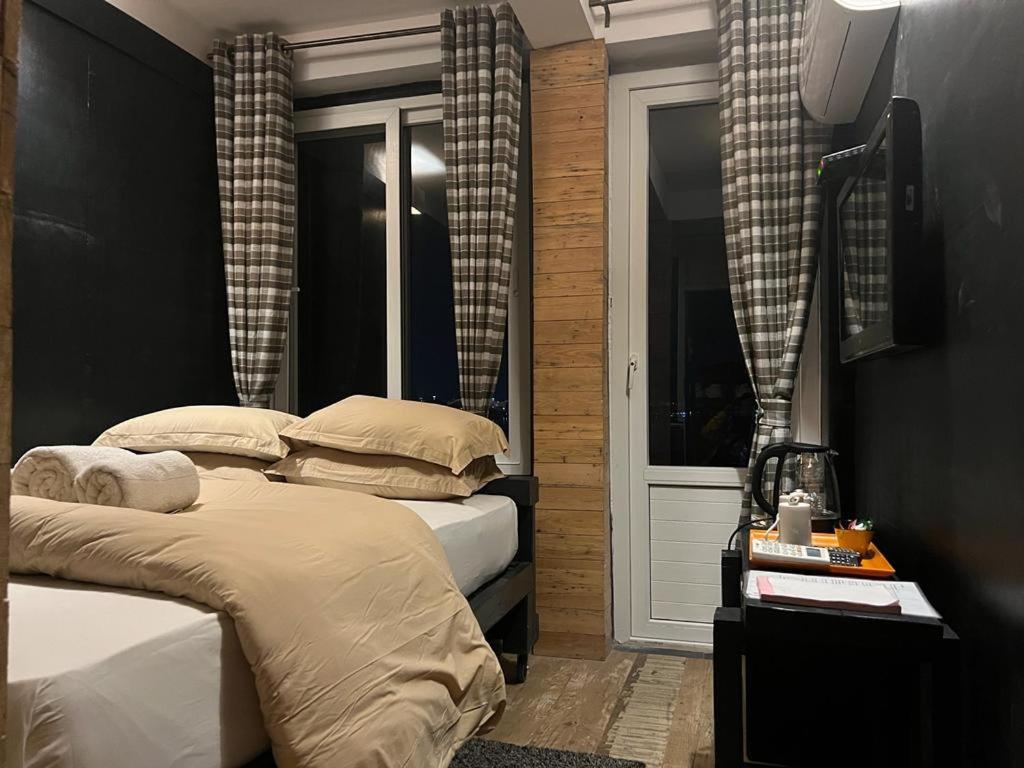 Gusto Accommodation โพคารา ภายนอก รูปภาพ