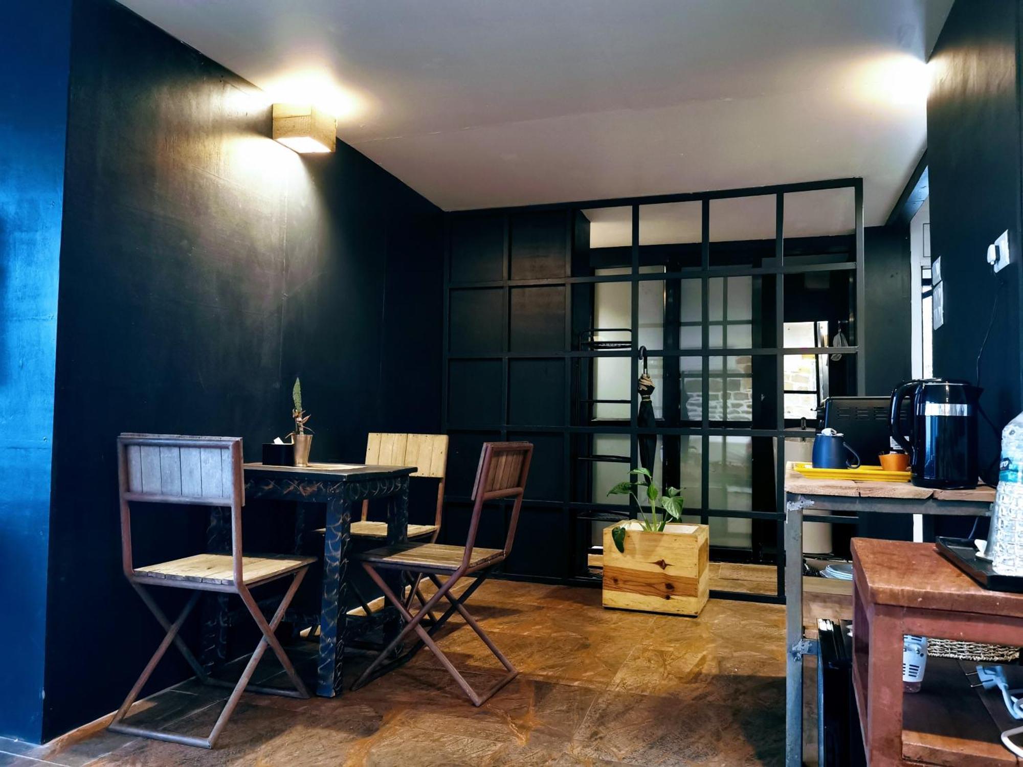 Gusto Accommodation โพคารา ภายนอก รูปภาพ